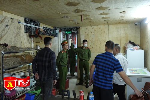 Các cơ sở kinh doanh karaoke tự gỡ khó, chuyển đổi kinh doanh