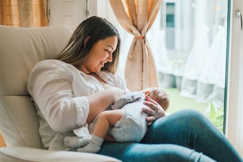 Những cách giúp tăng tiết sữa mẹ