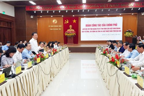Đoàn công tác của Chính phủ làm việc tại Quảng Trị
