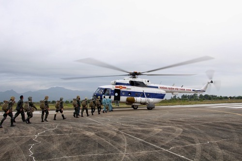 'Hoa nở' giữa bầu trời