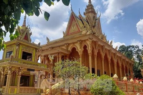 Ngỡ ngàng kiến trúc độc đáo chùa Khmer ở Trà Vinh