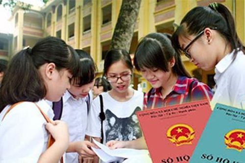 Yêu cầu nộp sổ hộ khẩu giấy ở các cơ sở giáo dục: Bộ GD&ĐT nói gì?