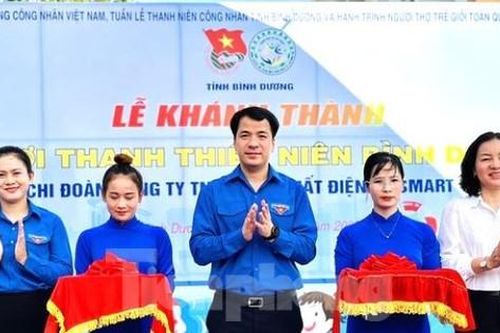 Khánh thành bể bơi thanh thiếu niên Bình Dương, ra mắt Chi đoàn doanh nghiệp FDI