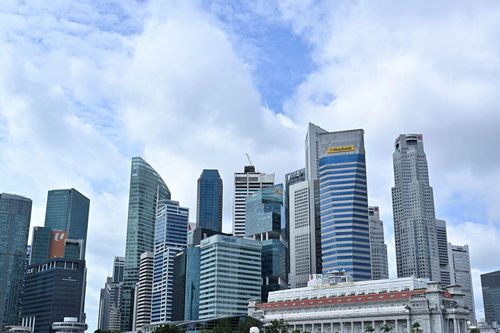Giá thuê nhà tăng vọt, lao động nước ngoài tính rời Singapore