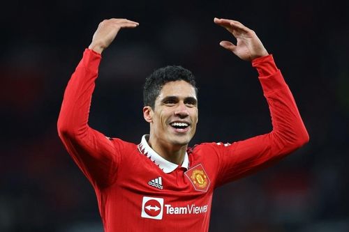 HLV Campuchia thừa nhận không đủ trình để đá với Việt Nam; Varane tái xuất ở MU
