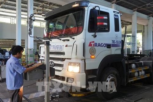 Bộ GTVT đề nghị Bộ Công an tiếp tục hỗ trợ đăng kiểm viên