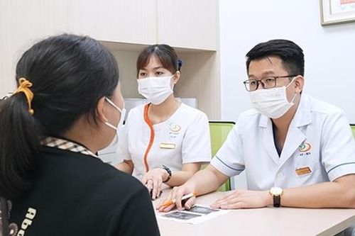 Hy vọng sinh con khỏe mạnh với những cặp vợ chồng mang gene bệnh di truyền