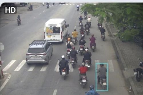Truy bắt đối tượng đâm Chủ tịch UBND phường tại Thừa Thiên - Huế