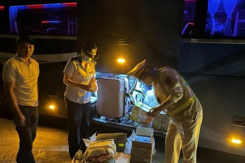 Tỉnh Quảng Ninh: Phát hiện 700 sản phẩm thuốc lá điện tử không rõ nguồn gốc