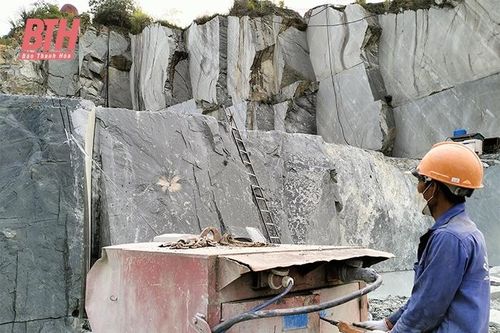 Đảm bảo an toàn vệ sinh lao động trên các công trường khai thác đá