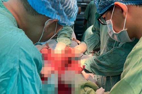Chủ tịch phường hồi phục sau vụ bị người họ hàng đâm trọng thương