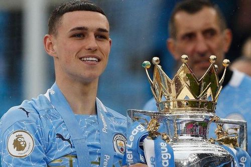 Ngôi sao 22 tuổi vô địch Premier League lần thứ 5