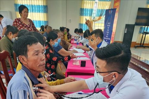 Kiên Giang: Lễ ra quân 'Ngày hội thầy thuốc trẻ làm theo lời Bác'