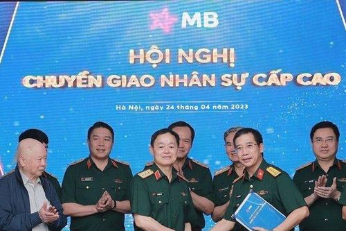 Biến động nhân sự cấp cao ở loạt doanh nghiệp lớn chỉ sau 4 tháng