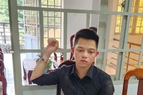 Bắt giữ 2 nam thanh niên cướp tài sản tại cửa hàng Viettel