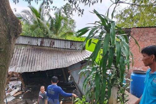 An Giang: Mưa dông, gió giật làm thiệt hại 34 căn nhà của người dân