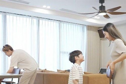 Gia đình Xoài hè này thỏa sức vui chơi tại gia, bật mí 'bí kíp mát khỏe'