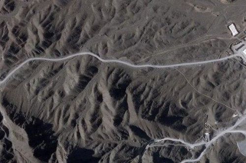 Siêu bom nặng 13,6 tấn của Mỹ không thể xuyên thủng cơ sở hạt nhân ngầm của Iran?