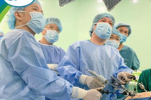 Huyết áp cao liên tục, bé trai 14 tuổi phát hiện mắc bệnh hiếm gặp ở Việt Nam và thế giới