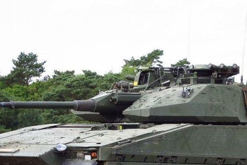 Quốc gia thành viên NATO chi 2 tỷ USD mua 246 xe bọc thép 'biến hình' của Thụy Điển