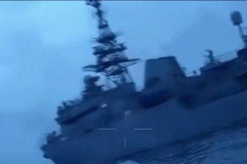 Ukraine đăng video xuồng không người lái lao về phía tàu Nga ở Biển Đen