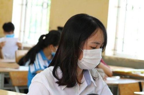 Bản tin 28/5: Thi vào lớp 10, thí sinh được phép mang đồ dùng gì vào phòng thi?