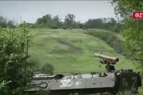 Nga lần đầu đăng video tên lửa chống tăng tự hành tấn công mục tiêu ở Ukraine