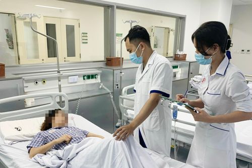 Phát hiện vỡ khối u thận sau nhiều ngày đau tức vùng thắt lưng