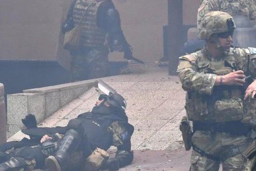 Lính NATO đụng độ với người dân ở Kosovo: Nga lên tiếng