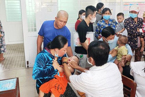 TP. Long Xuyên triển khai thực hiện chiến dịch bổ sung Vitamin A cho trẻ em dưới 5 tuổi đợt I/ 2023