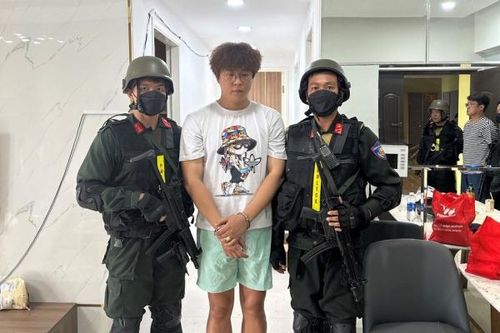 Công an Việt Nam bắt 3 đối tượng 'truy nã đỏ' của Interpol