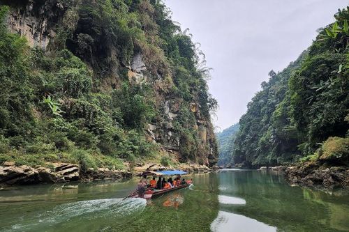 Đến Bắc Hà tham gia Giải đua ngựa truyền thống đừng bỏ lỡ cơ hội khám phá những điểm đến hấp dẫn