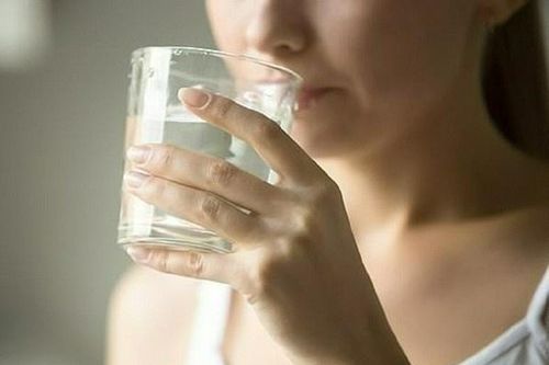 Lượng nước cần uống mỗi ngày để đảm bảo sức khỏe