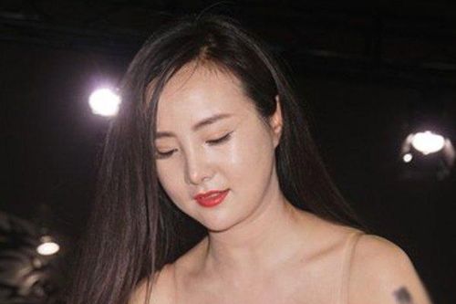 Sau 10 năm bị cấm sóng, Can Lộ Lộ bất ngờ công bố đã sinh con