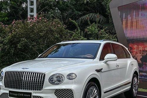 Bentley Bentayga phiên bản trục cơ sở kéo dài ra mắt khách hàng Việt, giá bán từ 21 tỷ đồng