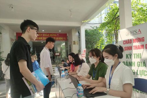 Khoảng 87.000 lượt thí sinh dự thi đánh giá năng lực ĐHQGHN năm 2023