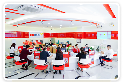 TOP 10 công ty đại chúng hiệu quả nhất năm 2023: Ấn tượng HDBank, Đạm Phú Mỹ và Hóa dầu Đức Giang