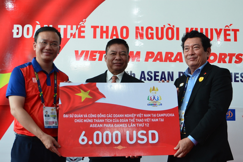 ASEAN Para Games 12: Đoàn Việt Nam nhận thưởng nóng