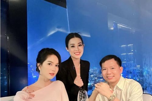 Ngọc Trinh đăng hóa đơn ăn tối hết 116 triệu, đánh giá một câu bất ngờ