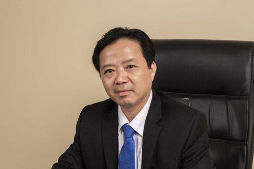 Gia cảnh đơn chiếc, Phó Tổng Giám đốc Angimex xin từ chức