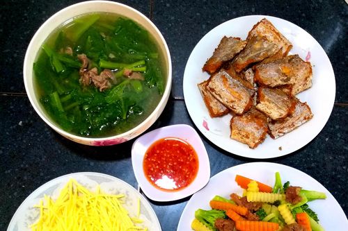 Chế độ ăn cho trẻ vào hè