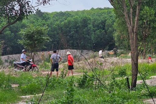 Điều tra nguyên nhân thiếu niên 15 tuổi đuối nước tử vong dưới hồ
