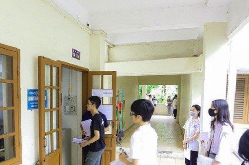 'Những ngôi sao xa xôi' vào đề Ngữ văn thi lớp 10 của Hà Nội