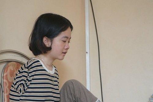Cảm xúc vỡ òa của cô gái cụt 2 tay được đặc cách tuyển làm giáo viên