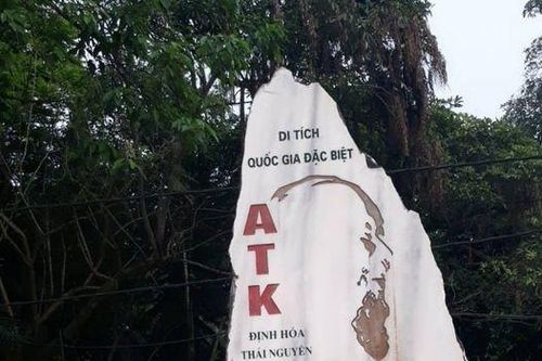 Lính kể chuyện