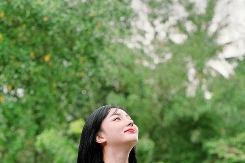 'Hot girl thẩm mỹ' An Giang lấy chồng tỷ phú khoe body cực chuẩn