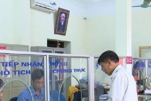 Bản tin 11/6: Từ 1/8, công chức cấp xã phải tốt nghiệp đại học trở lên