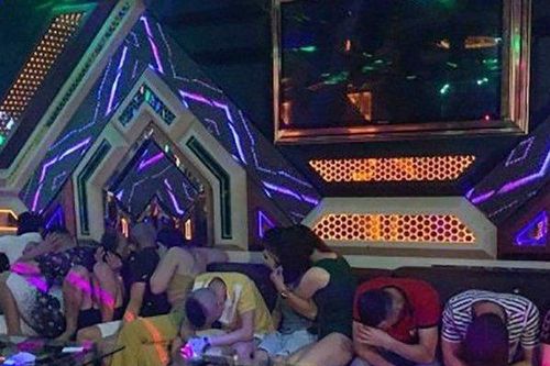 Lời khai của nhóm đối tượng rủ tiếp viên nữ trẻ tham gia 'bay lắc'