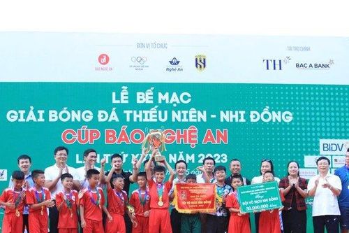 Sôi nỗi giải bóng đá Cúp Báo Nghệ An dành cho các cầu thủ nhí