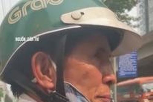 Thông tin 'Thiếu tướng chạy Grab' đăng trên kênh Theanh28 là bịa đặt